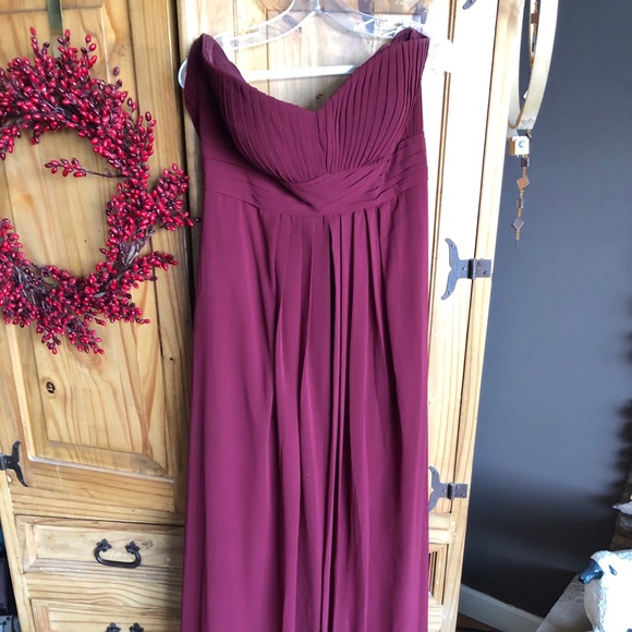 Matching Plus Size Grad Dresses - Picture 8 of 11